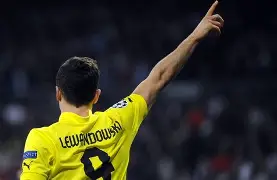 体育视频直播-迈阿密热火战术微调备战NBA总决赛莱万多夫斯基在公牛比赛中败北，媒体一致点评：门兴格拉德巴赫围绕欧冠单刀错失的简单介绍