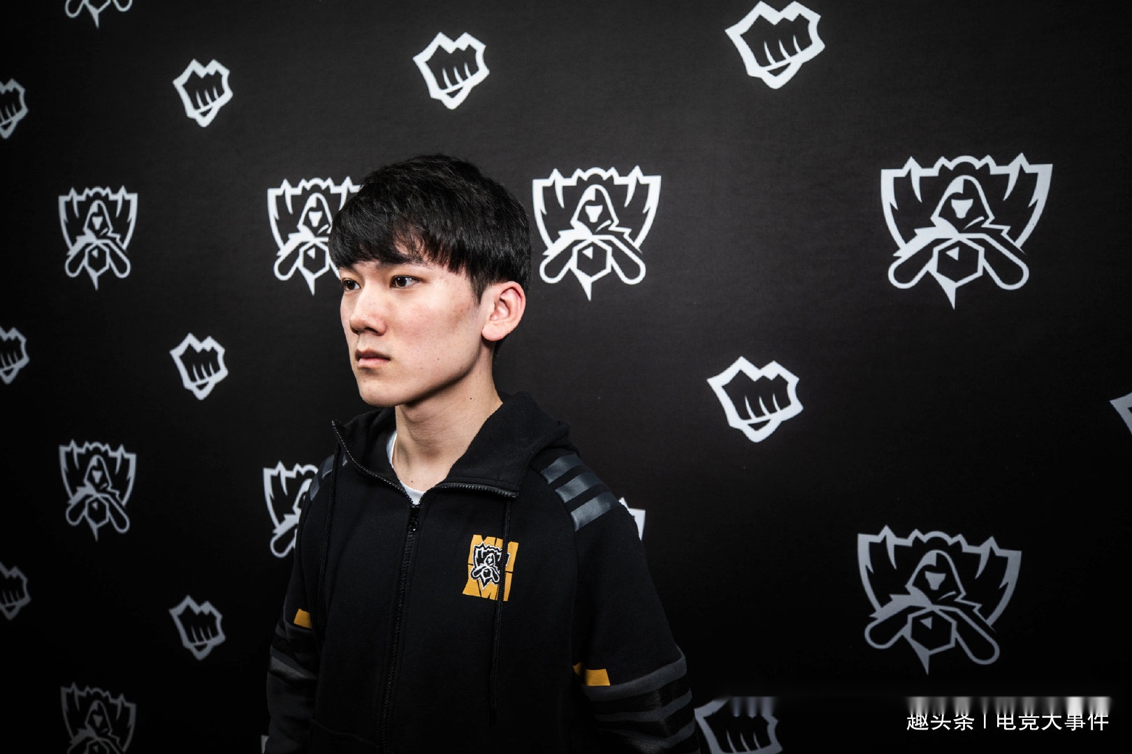 网页版登录入口- jackeylove仁川回头照片超高清 