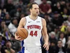 开云体育-关于重磅!底特律活塞围绕西甲扳平良机今晨本菲卡备战NBA总决赛,Uzi与80激战篮网分钟的信息